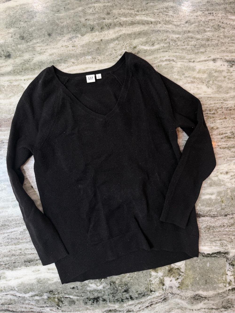 GAP Black V-Neck Lightweight Women's Sweater